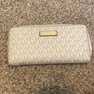 Michael Kors wallet